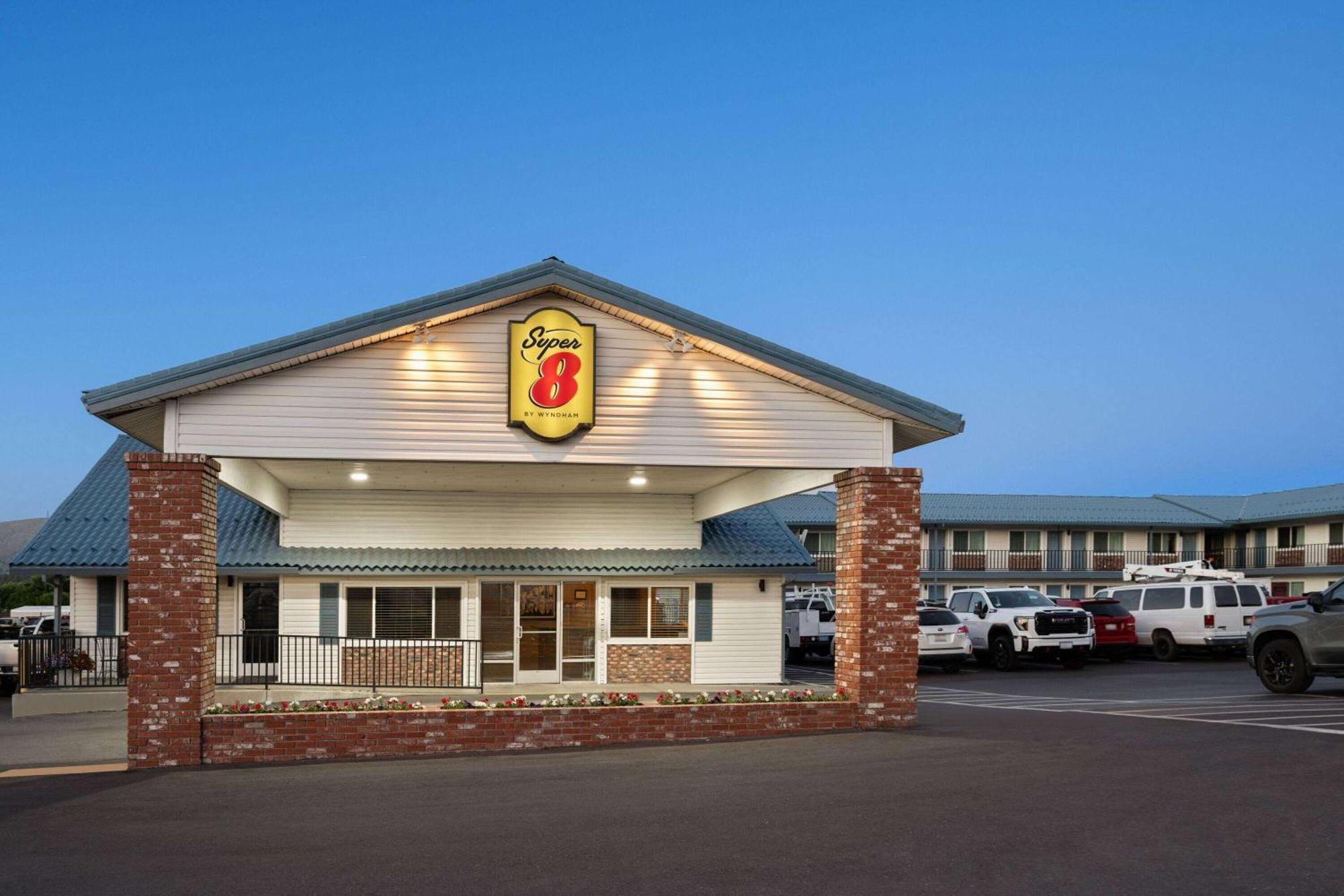 Super 8 By Wyndham Susanville Zewnętrze zdjęcie